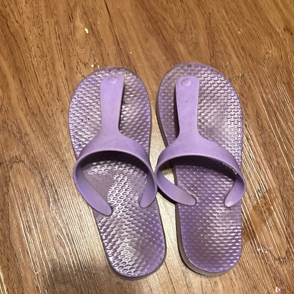 Flip flops